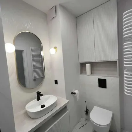Apartment Kosynierow 12 Marki (Wolomin)